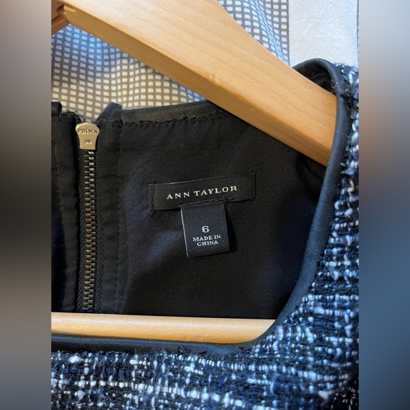 Ann Taylor black and white tweed shift dress with frayed hem - Picture 4 of 7